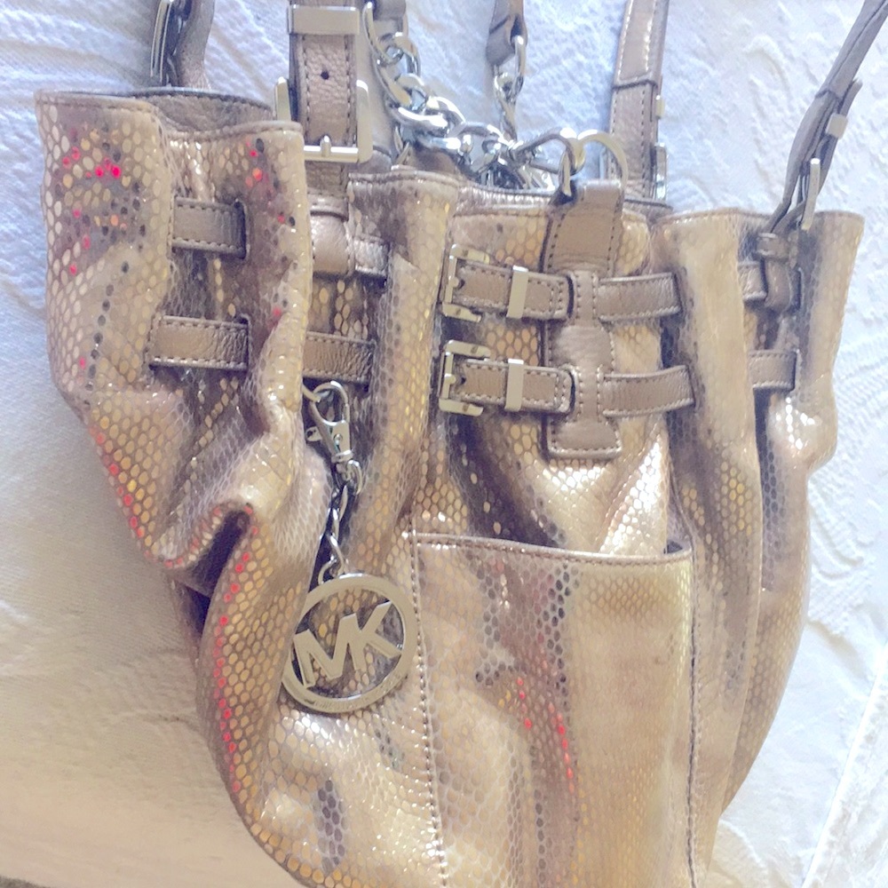 Michael Kors Snake Embossed Hobo Bag. Soft and high quality leather. - Picture 3 of 9